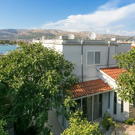 By The Sea - 21995 Trogir